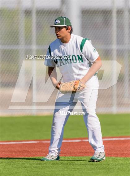 Thumbnail 2 in Stockdale vs Marion photogallery.