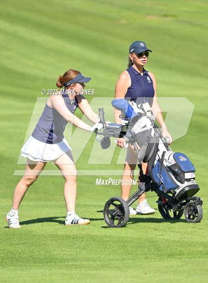 Thumbnail 2 in AIA DII Championships photogallery.