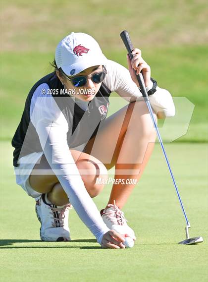 Thumbnail 1 in AIA DII Girls State Golf Championships photogallery.