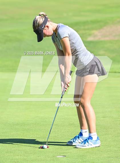 Thumbnail 2 in AIA DII Championships photogallery.