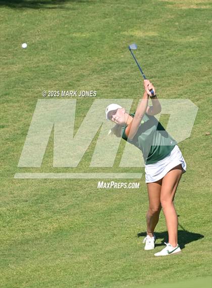 Thumbnail 3 in AIA DII Championships photogallery.