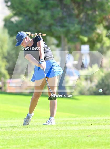 Thumbnail 2 in AIA DII Championships photogallery.