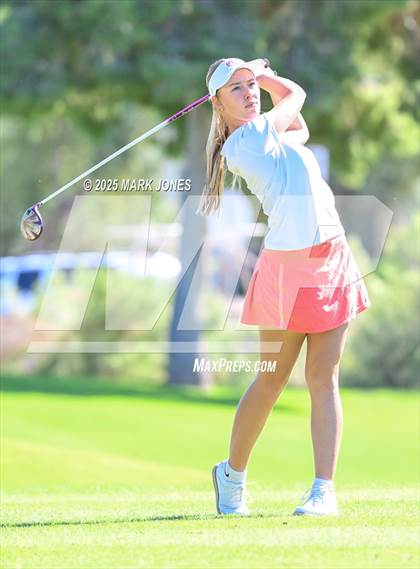 Thumbnail 3 in AIA DII Championships photogallery.