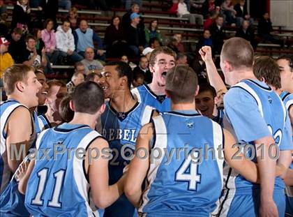 Thumbnail 2 in Boone County vs. Holmes photogallery.