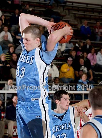 Thumbnail 1 in Boone County vs. Holmes photogallery.