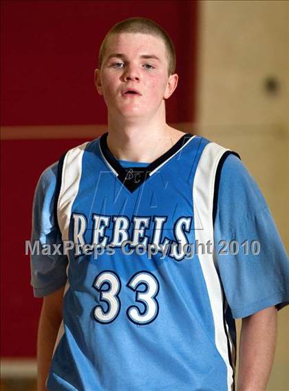 Thumbnail 2 in Boone County vs. Holmes photogallery.