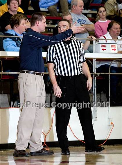 Thumbnail 3 in Boone County vs. Holmes photogallery.
