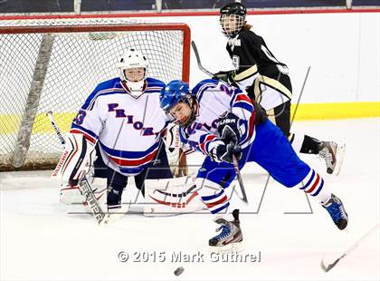 Thumbnail 3 in Priory vs. Francis Howell North photogallery.
