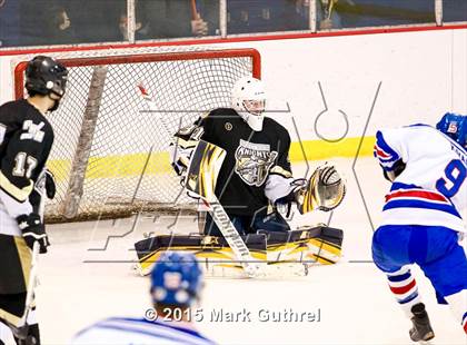 Thumbnail 3 in Priory vs. Francis Howell North photogallery.
