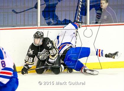 Thumbnail 3 in Priory vs. Francis Howell North photogallery.
