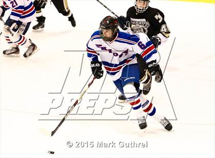 Thumbnail 1 in Priory vs. Francis Howell North photogallery.