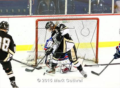 Thumbnail 3 in Priory vs. Francis Howell North photogallery.
