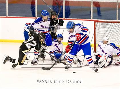 Thumbnail 3 in Priory vs. Francis Howell North photogallery.
