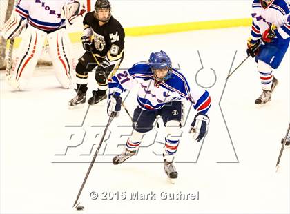 Thumbnail 3 in Priory vs. Francis Howell North photogallery.