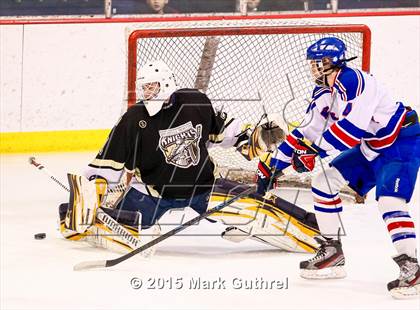 Thumbnail 2 in Priory vs. Francis Howell North photogallery.