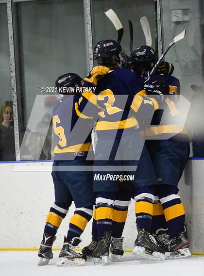 Thumbnail 1 in Simsbury @ Northwest Catholic (CCC North Final) photogallery.