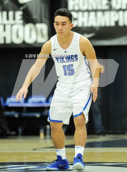 Thumbnail 2 in Bishop O'Dowd vs. Pleasant Grove (MaxPreps MLK Classic) photogallery.