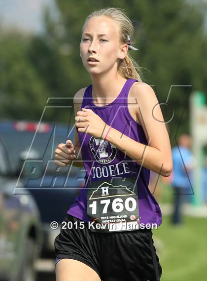 Thumbnail 3 in Highland Cross Country Invitational photogallery.