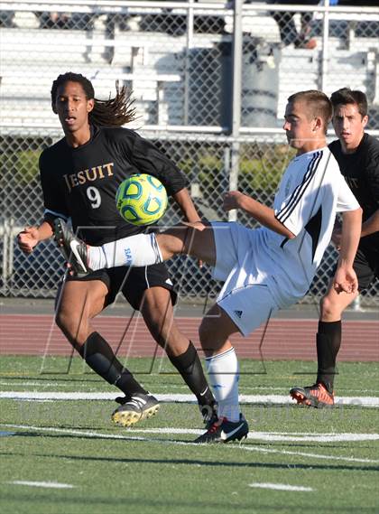 Thumbnail 2 in Granite Bay vs. Jesuit (CIF SJS D1 Final) photogallery.