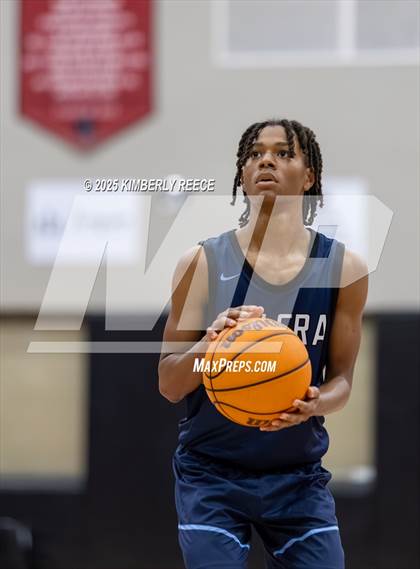 Thumbnail 2 in JV: Hillcrest vs Calera (Brookwood Tipoff Classic) photogallery.