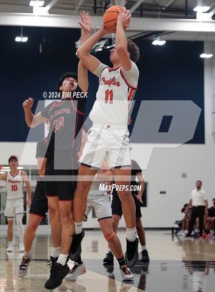 Thumbnail 2 in La Serna vs. Pacifica Christian/Orange County photogallery.