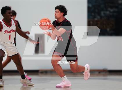 Thumbnail 1 in La Serna vs. Pacifica Christian/Orange County photogallery.