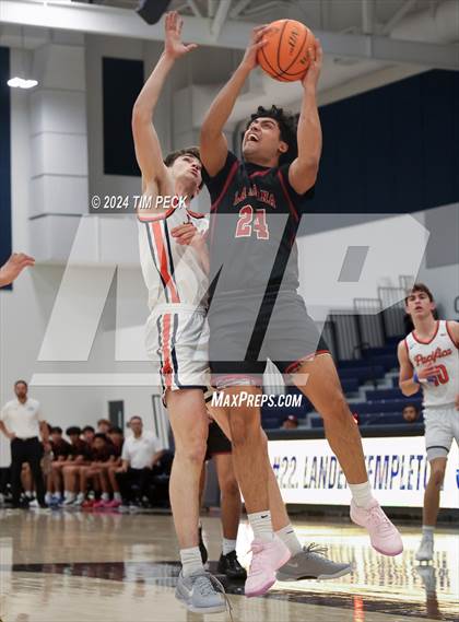 Thumbnail 3 in La Serna vs. Pacifica Christian/Orange County photogallery.