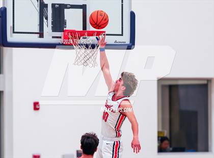 Thumbnail 2 in La Serna vs. Pacifica Christian/Orange County photogallery.