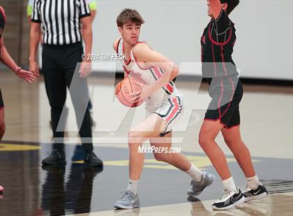 Thumbnail 3 in La Serna vs. Pacifica Christian/Orange County photogallery.