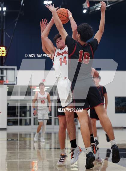 Thumbnail 3 in La Serna vs. Pacifica Christian/Orange County photogallery.