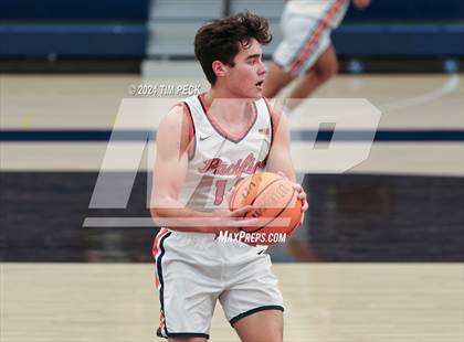 Thumbnail 3 in La Serna vs. Pacifica Christian/Orange County photogallery.