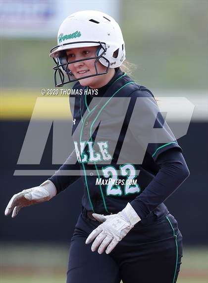 Thumbnail 2 in JV: Azle vs Brock (Brock Classic) photogallery.