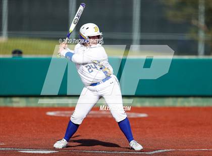 Thumbnail 2 in JV: Azle vs Brock (Brock Classic) photogallery.