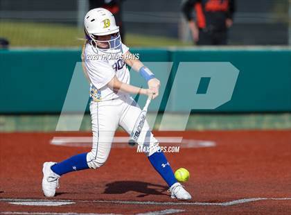 Thumbnail 3 in JV: Azle vs Brock (Brock Classic) photogallery.
