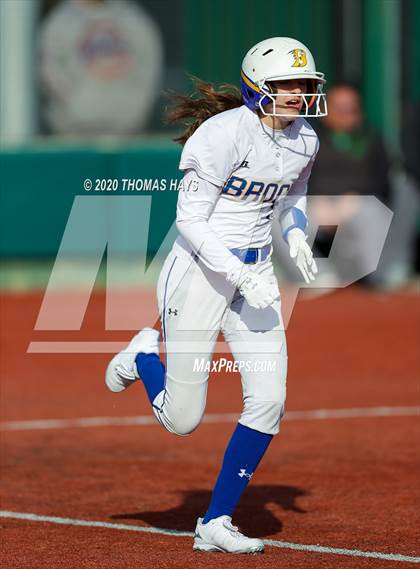 Thumbnail 3 in JV: Azle vs Brock (Brock Classic) photogallery.