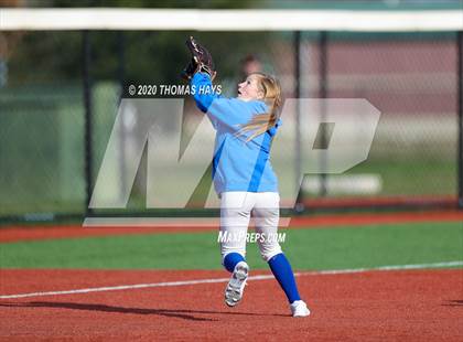 Thumbnail 2 in JV: Azle vs Brock (Brock Classic) photogallery.