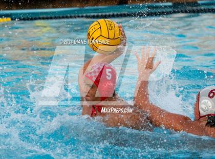 Thumbnail 2 in Laguna Beach vs. Mater Dei (South Coast Tournament) photogallery.