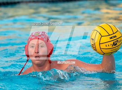 Thumbnail 2 in Laguna Beach vs. Mater Dei (South Coast Tournament) photogallery.