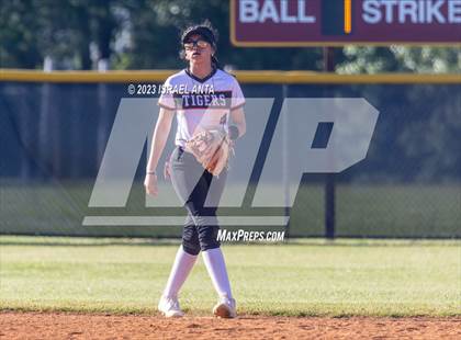 Thumbnail 2 in South View vs. Cape Fear (United 8 Athletic Conference Tournament Semifinal) photogallery.