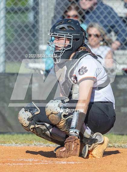 Thumbnail 2 in South View vs. Cape Fear (United 8 Athletic Conference Tournament Semifinal) photogallery.