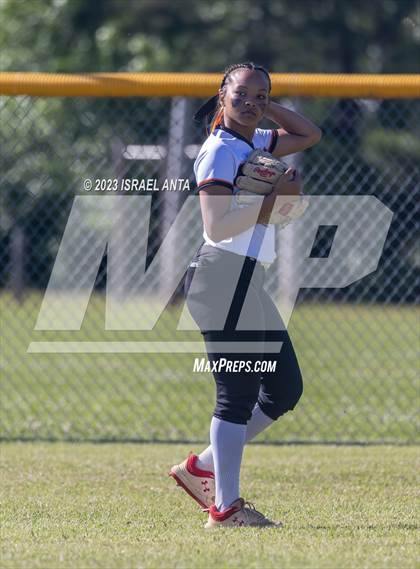 Thumbnail 1 in South View vs. Cape Fear (United 8 Athletic Conference Tournament Semifinal) photogallery.