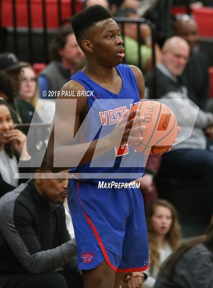 Thumbnail 3 in Westlake vs Bowie photogallery.