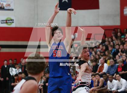 Thumbnail 3 in Westlake vs Bowie photogallery.