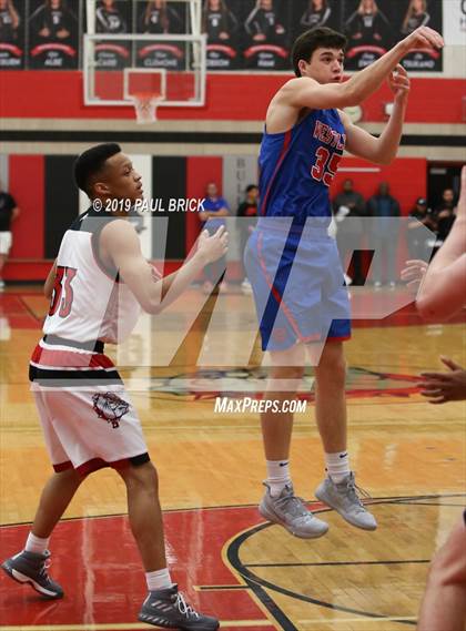 Thumbnail 1 in Westlake vs Bowie photogallery.