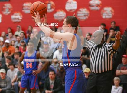 Thumbnail 3 in Westlake vs Bowie photogallery.