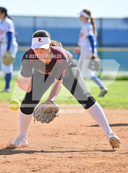 Thumbnail 2 in Point Loma @ Clairemont photogallery.