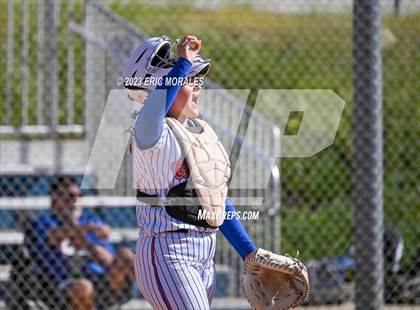 Thumbnail 2 in Point Loma @ Clairemont photogallery.