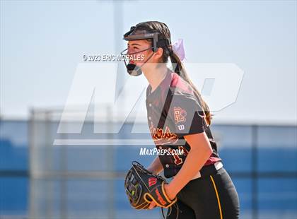 Thumbnail 3 in Point Loma @ Clairemont photogallery.