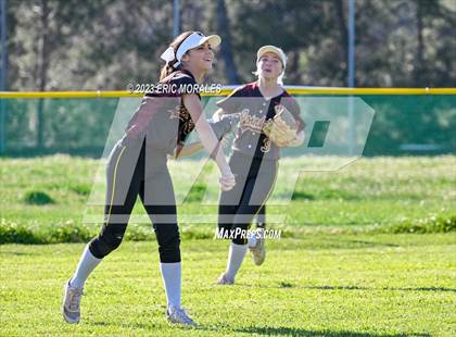 Thumbnail 1 in Point Loma @ Clairemont photogallery.