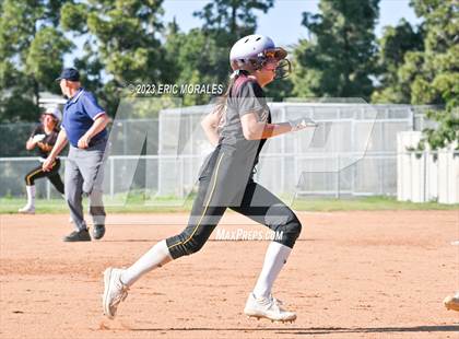Thumbnail 1 in Point Loma @ Clairemont photogallery.